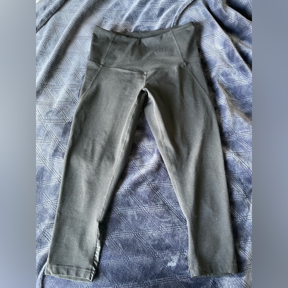 Black ZELLA cropped leggings